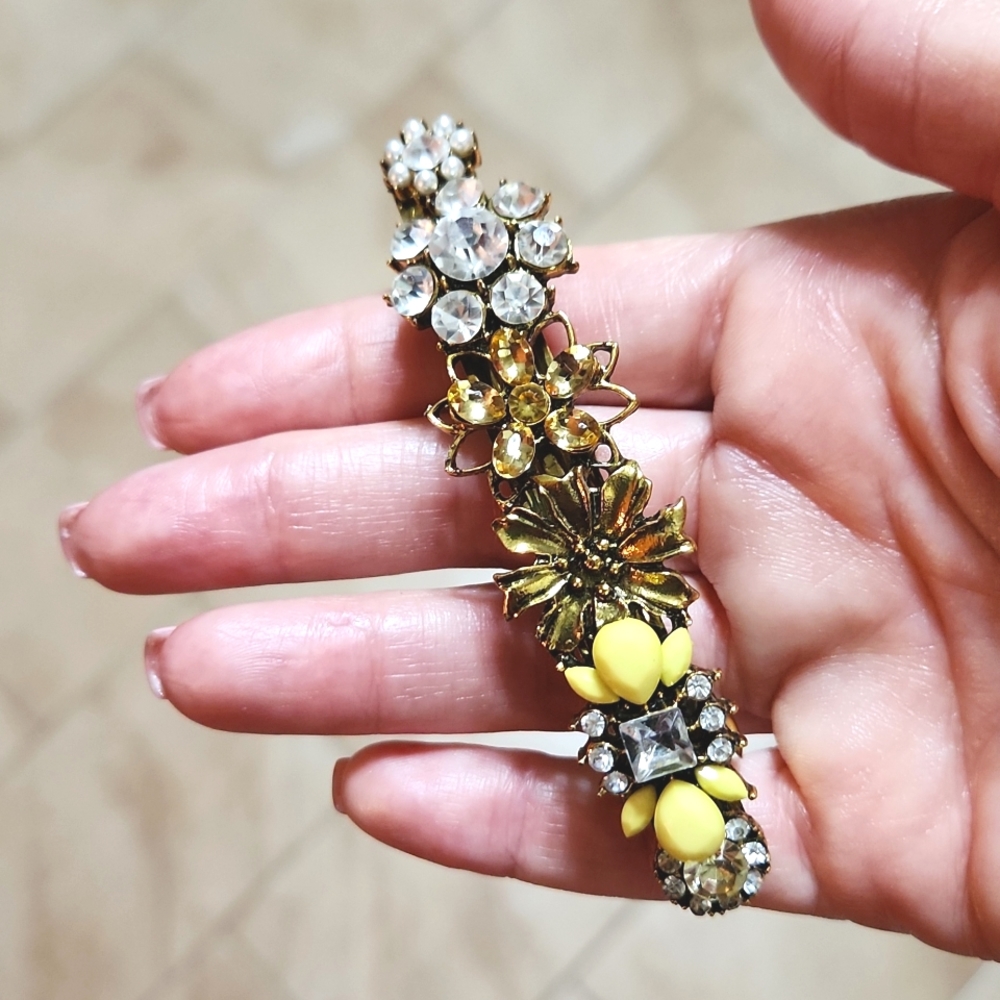 Nordstrom Swarovski Crystal Floral Barrette - Picture 2 of 7